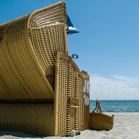 Sunny Suite 14 - Elegantes Hotelapartment Mit Grossartigem Pool-Wellnessbereich Direkt Am Meer In Ruhiger Lage - Perfekt Fuer Mensch Und Tier Borgerende-Rethwisch Bagian luar foto