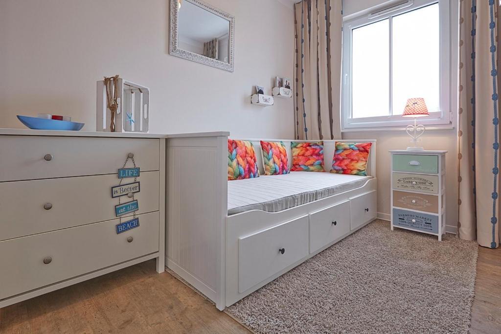 Sunny Suite 14 - Elegantes Hotelapartment Mit Grossartigem Pool-Wellnessbereich Direkt Am Meer In Ruhiger Lage - Perfekt Fuer Mensch Und Tier Borgerende-Rethwisch Bagian luar foto