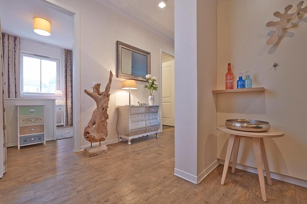 Sunny Suite 14 - Elegantes Hotelapartment Mit Grossartigem Pool-Wellnessbereich Direkt Am Meer In Ruhiger Lage - Perfekt Fuer Mensch Und Tier Borgerende-Rethwisch Bagian luar foto